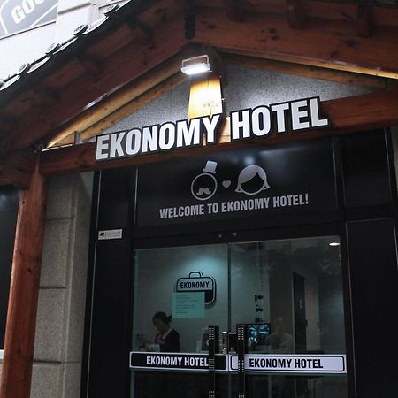 Ekonomy Hotel Dongdaemun Seul Exterior foto