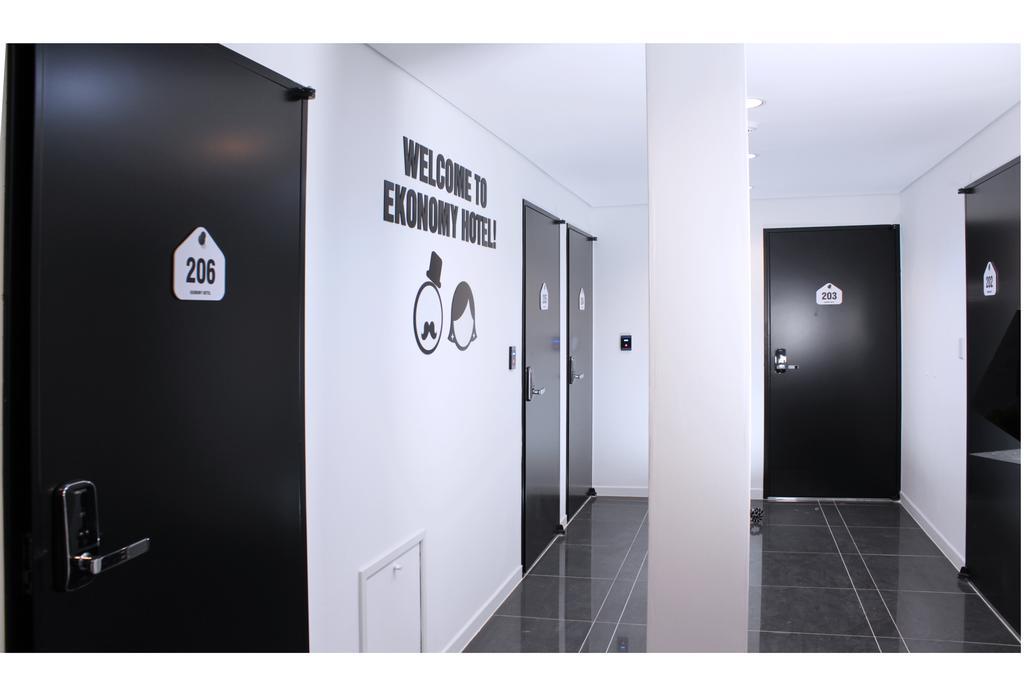 Ekonomy Hotel Dongdaemun Seul Exterior foto