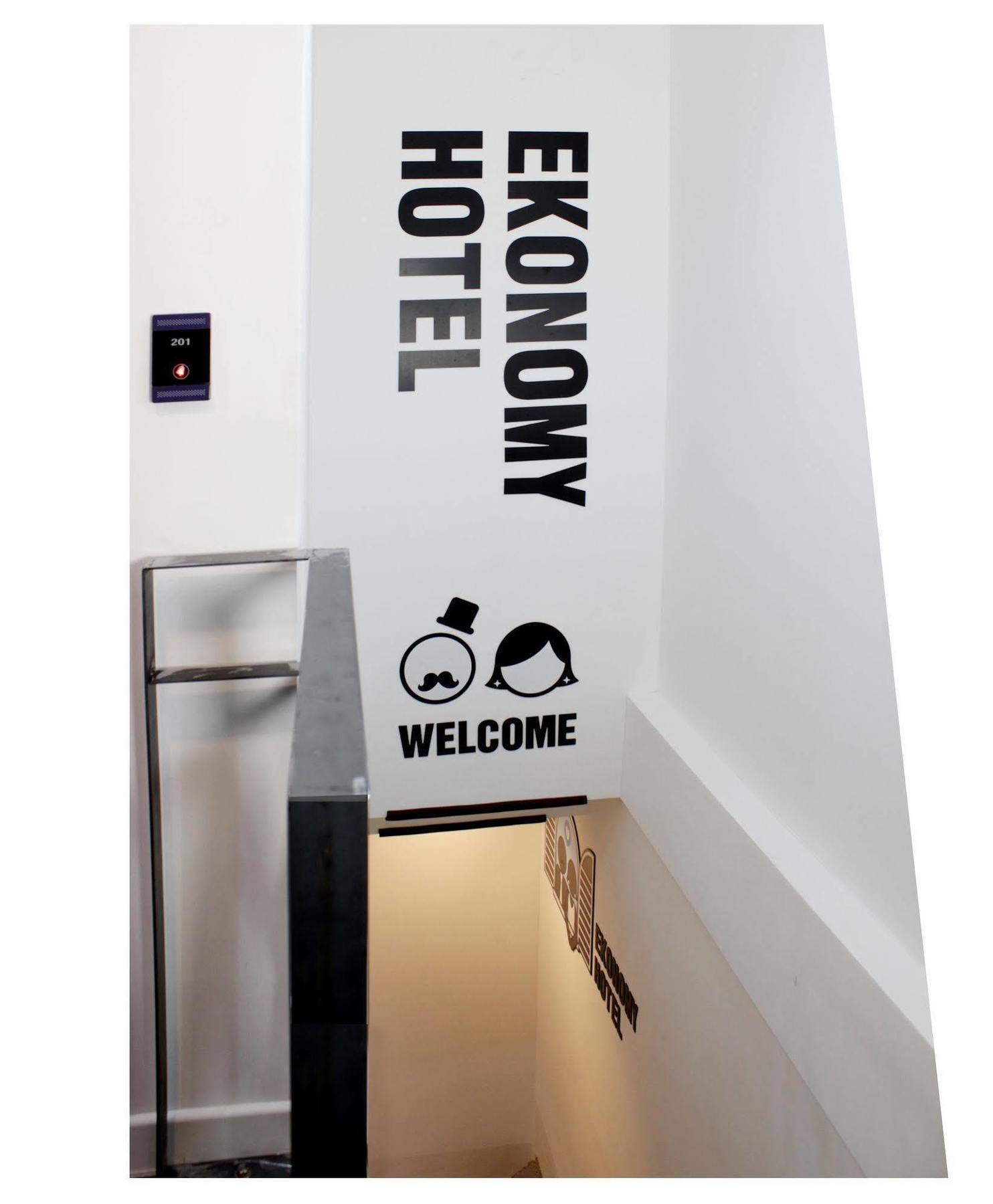 Ekonomy Hotel Dongdaemun Seul Exterior foto